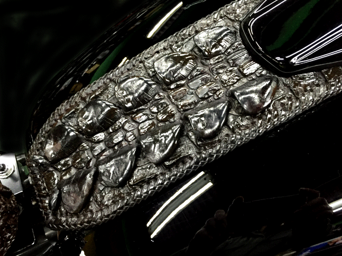 クロコダイルコンソールカバー